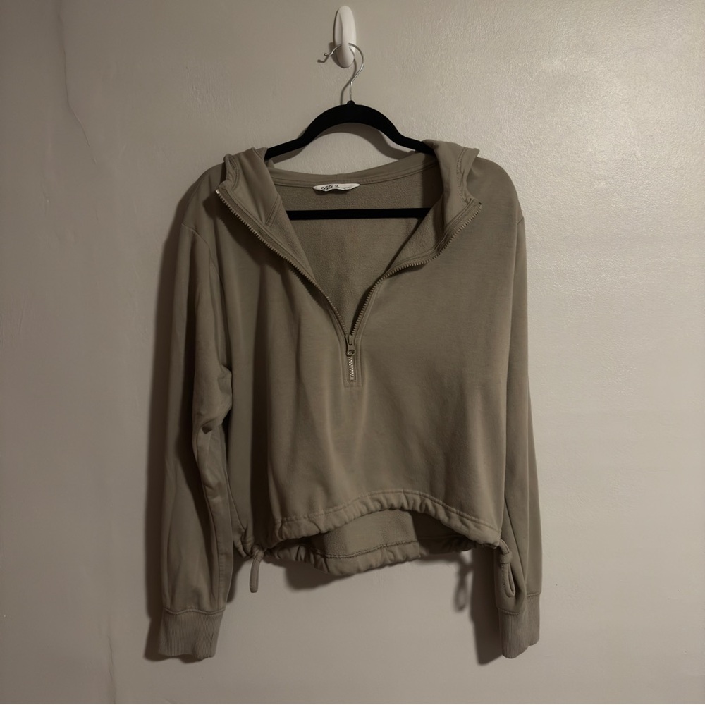 Tan 1/4 zip cropped hoodie